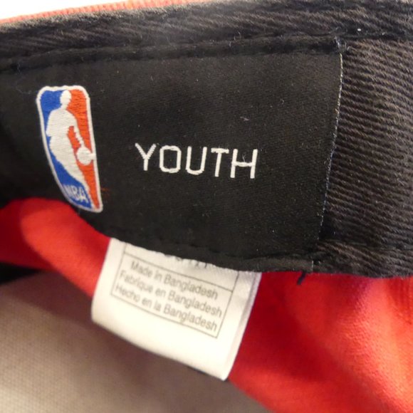 Toronto Raptors Red Snapback Youth Hat - Picture 4 of 4